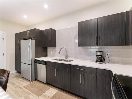 721-1355 Lee Blvd, Winnipeg, MB 