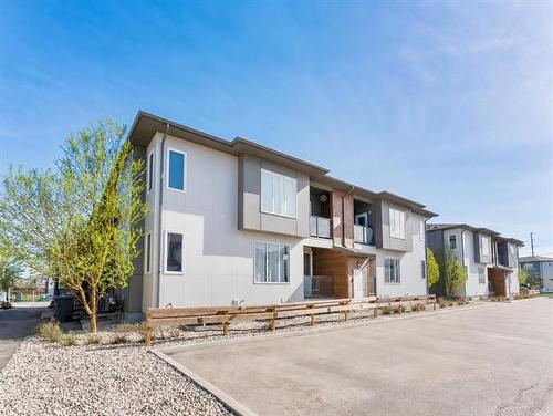 721-1355 Lee Blvd, Winnipeg, MB 