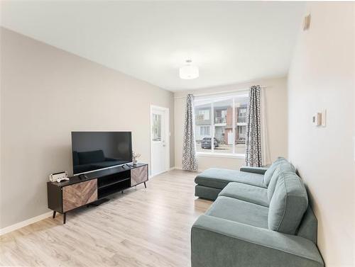 721-1355 Lee Blvd, Winnipeg, MB 