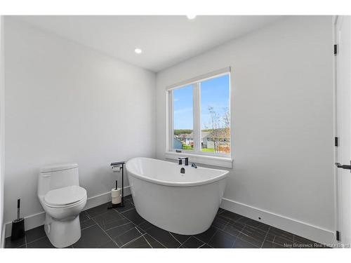 72 Guy St, Shediac, NB 