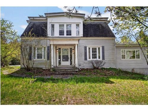 26 Hampton Rd, Rothesay, NB 