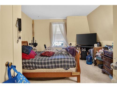 26 Hampton Rd, Rothesay, NB 