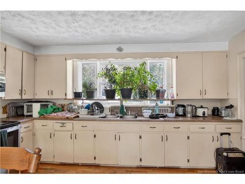 26 Hampton Rd, Rothesay, NB 