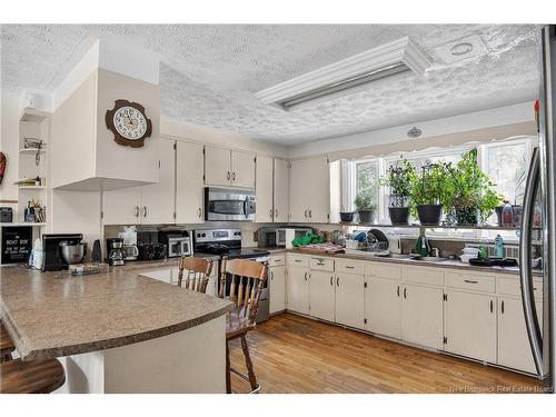26 Hampton Rd, Rothesay, NB 