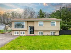 14 Chestnut CRES Lutes Mountain, NB E1G 2S4