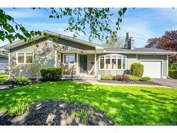 119 Stanley ST  Fredericton, NB E3B 3A2