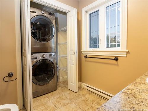 927 Mapleton Rd, Moncton, NB 