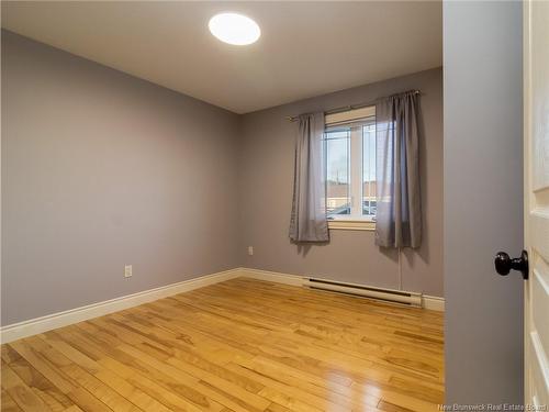 927 Mapleton Rd, Moncton, NB 