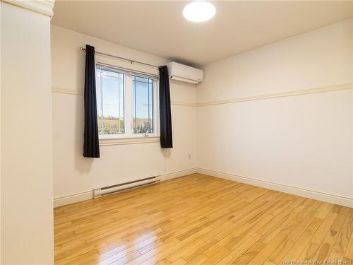 927 Mapleton Rd, Moncton, NB 
