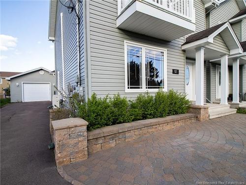 927 Mapleton Rd, Moncton, NB 