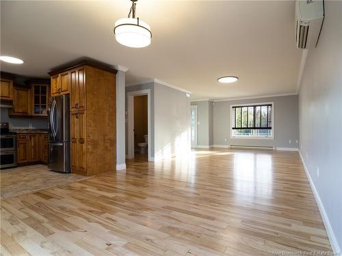 927 Mapleton Rd, Moncton, NB 