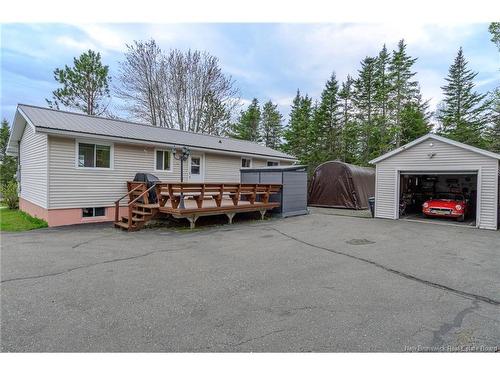 16 Armstrong Cres, St George, NB 