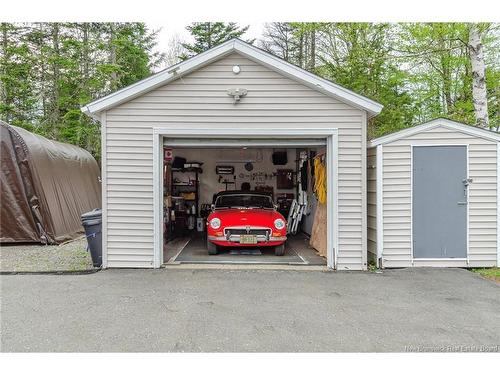 16 Armstrong Cres, St George, NB 