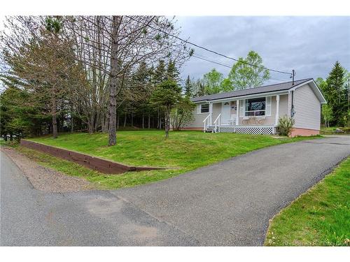 16 Armstrong Cres, St George, NB 