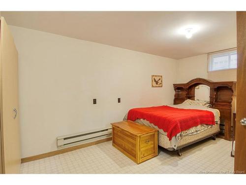 16 Armstrong Cres, St George, NB 