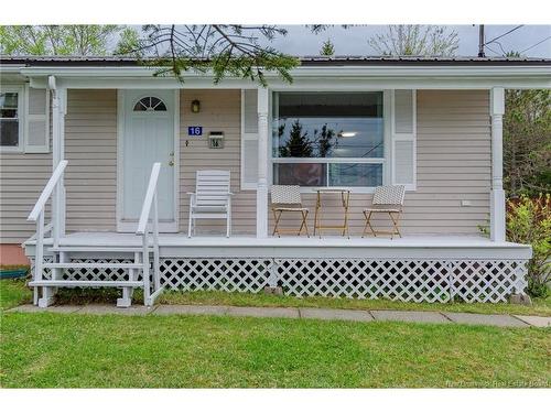 16 Armstrong Cres, St George, NB 