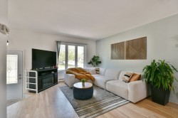 Salon - 