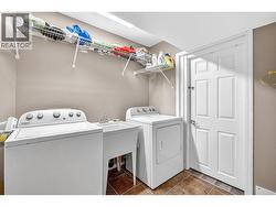 Laundry in suite - 