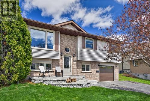 219 Autumnwood Crescent  Sudbury, ON P3B 3Z5