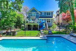 34 LAMBETH ROAD Toronto, ON M9A 2Y7