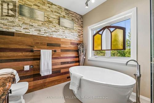 434541 4Th Line, Amaranth, ON - Indoor Photo Showing Other Room