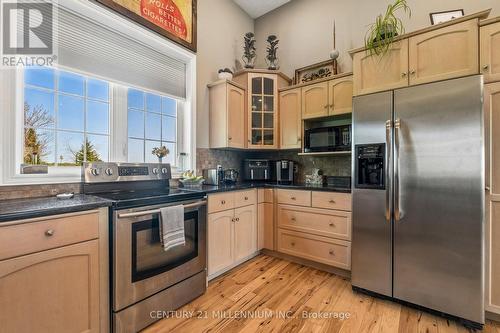 434541 4Th Line, Amaranth, ON - Indoor Photo Showing Kitchen