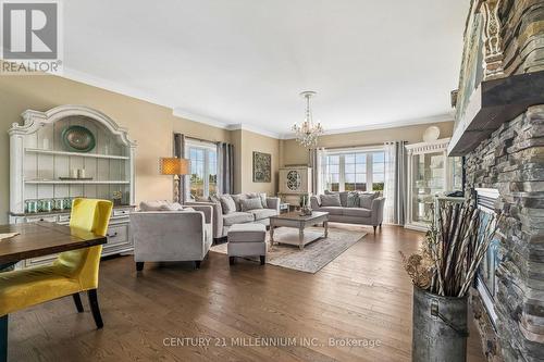 434541 4Th Line, Amaranth, ON - Indoor Photo Showing Living Room