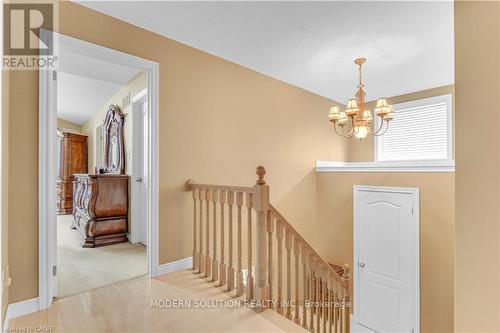 115 Erika Crescent, Hamilton, ON - Indoor Photo Showing Other Room