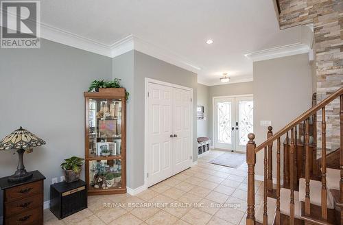 15 Meadowbank Drive, Hamilton, ON - Indoor Photo Showing Other Room