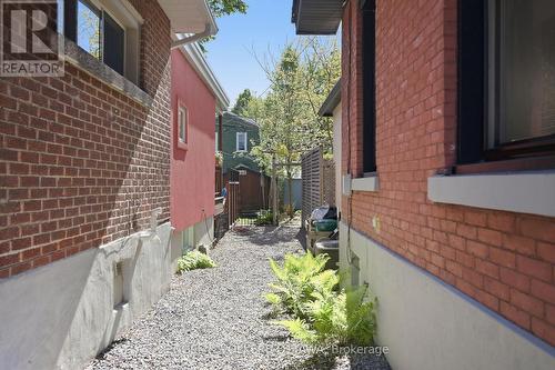 176 Hinton Avenue N, Ottawa, ON - Outdoor With Exterior