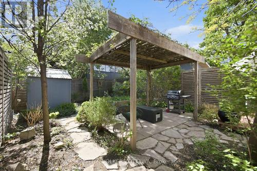 176 Hinton Avenue N, Ottawa, ON - Outdoor