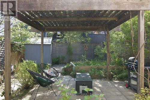 176 Hinton Avenue N, Ottawa, ON - Outdoor