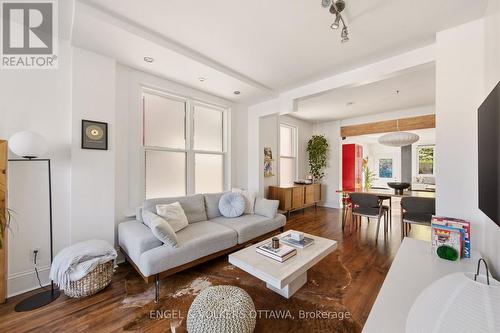 176 Hinton Avenue N, Ottawa, ON - Indoor Photo Showing Living Room