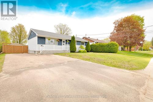36 MARY STREET  Petawawa, ON K8H 1R9