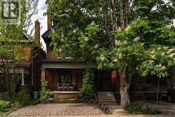44 ST CLAIR Avenue  Hamilton, ON L8M 2N3