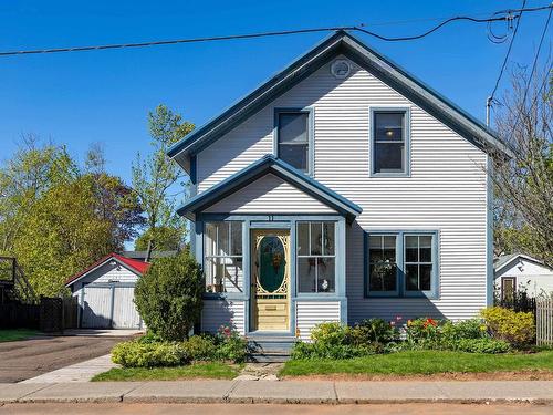 11 Esher Street  Charlottetown, PE C1A 5G2