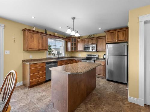 5 Townview Crescent, Cornwall, PE 