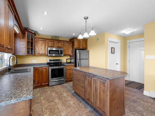 5 Townview Crescent, Cornwall, PE 