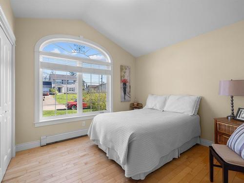 5 Townview Crescent, Cornwall, PE 