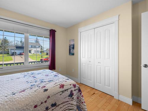 5 Townview Crescent, Cornwall, PE 