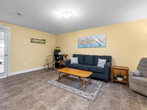 5 Townview Crescent, Cornwall, PE 