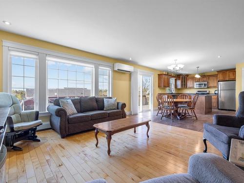 5 Townview Crescent, Cornwall, PE 