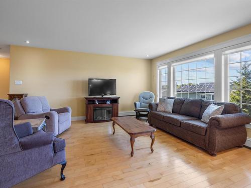 5 Townview Crescent, Cornwall, PE 