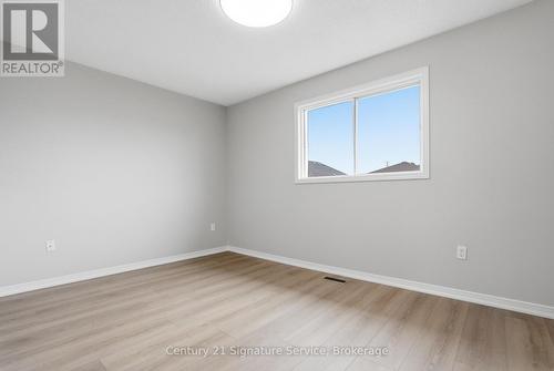 3811 Densbury Drive, Mississauga, ON - Indoor Photo Showing Other Room