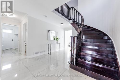 10 St Mark Place, Brampton, ON - Indoor Photo Showing Other Room