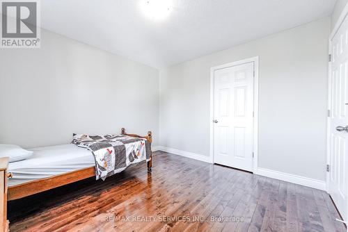 10 St Mark Place, Brampton, ON - Indoor Photo Showing Bedroom