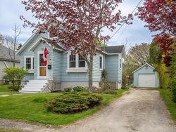 53 Porter Street  Yarmouth, NS B5A 2Y8