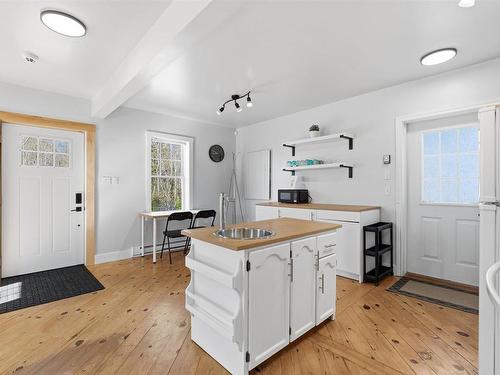3760 Highway 3, Chester, NS 