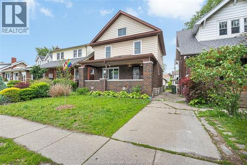 1525 DOUGALL  Windsor, ON N8X 1S2