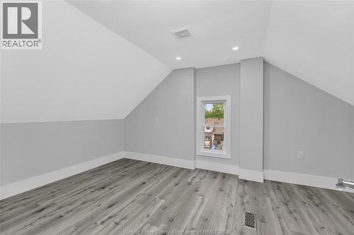 1525 Dougall, Windsor, ON - Indoor Photo Showing Other Room